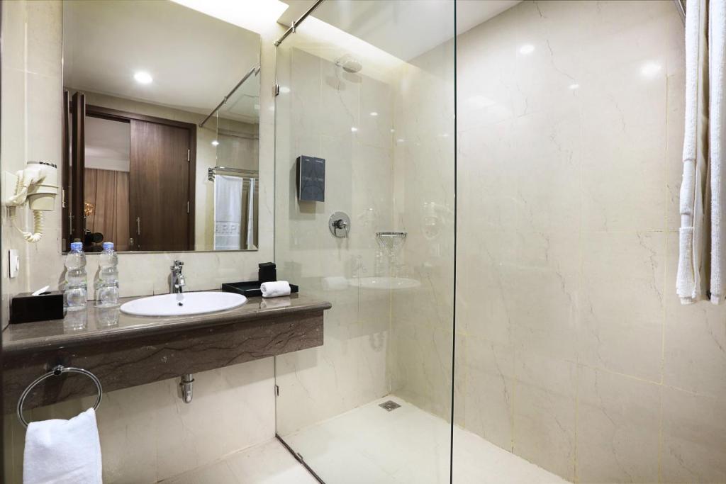 Harper Perintis By Aston Hotel Makassar Ngoại thất bức ảnh