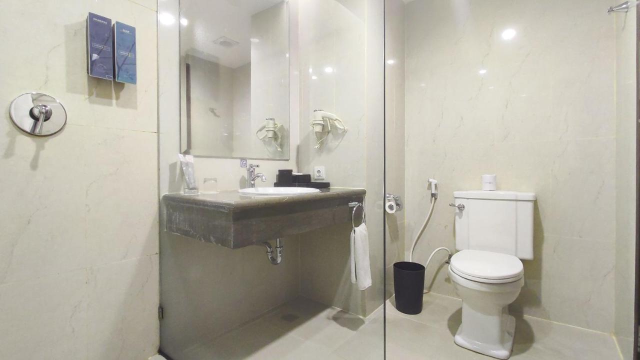 Harper Perintis By Aston Hotel Makassar Ngoại thất bức ảnh