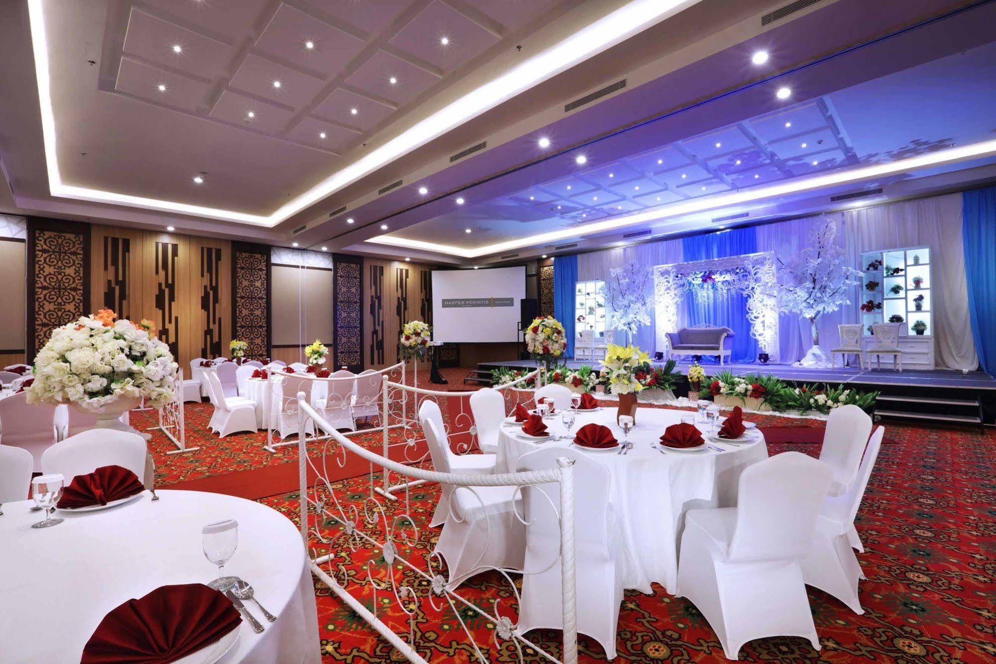 Harper Perintis By Aston Hotel Makassar Ngoại thất bức ảnh
