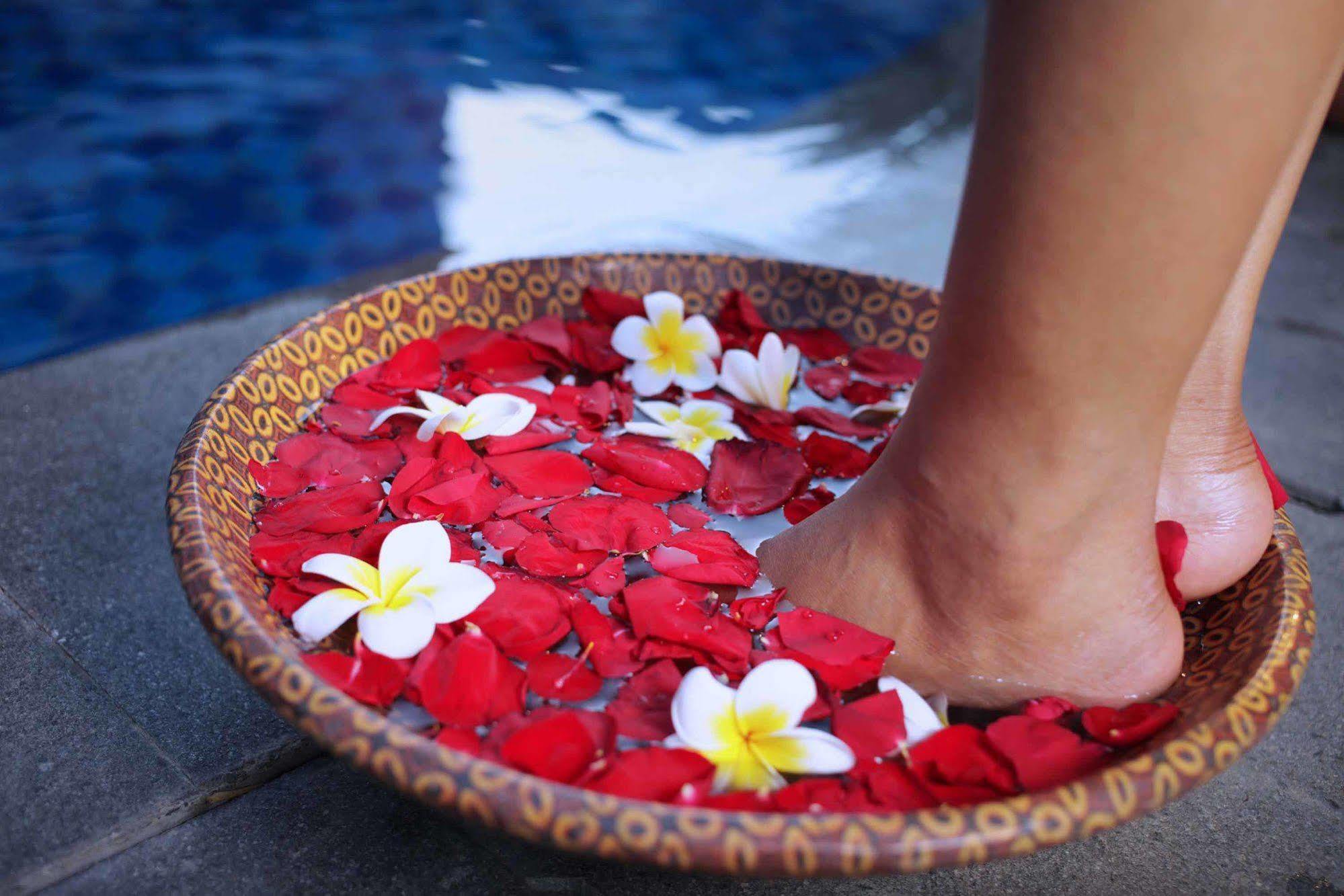 Harper Perintis By Aston Hotel Makassar Ngoại thất bức ảnh