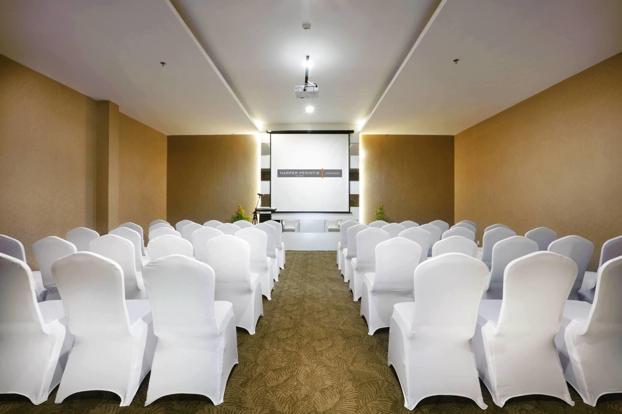 Harper Perintis By Aston Hotel Makassar Ngoại thất bức ảnh