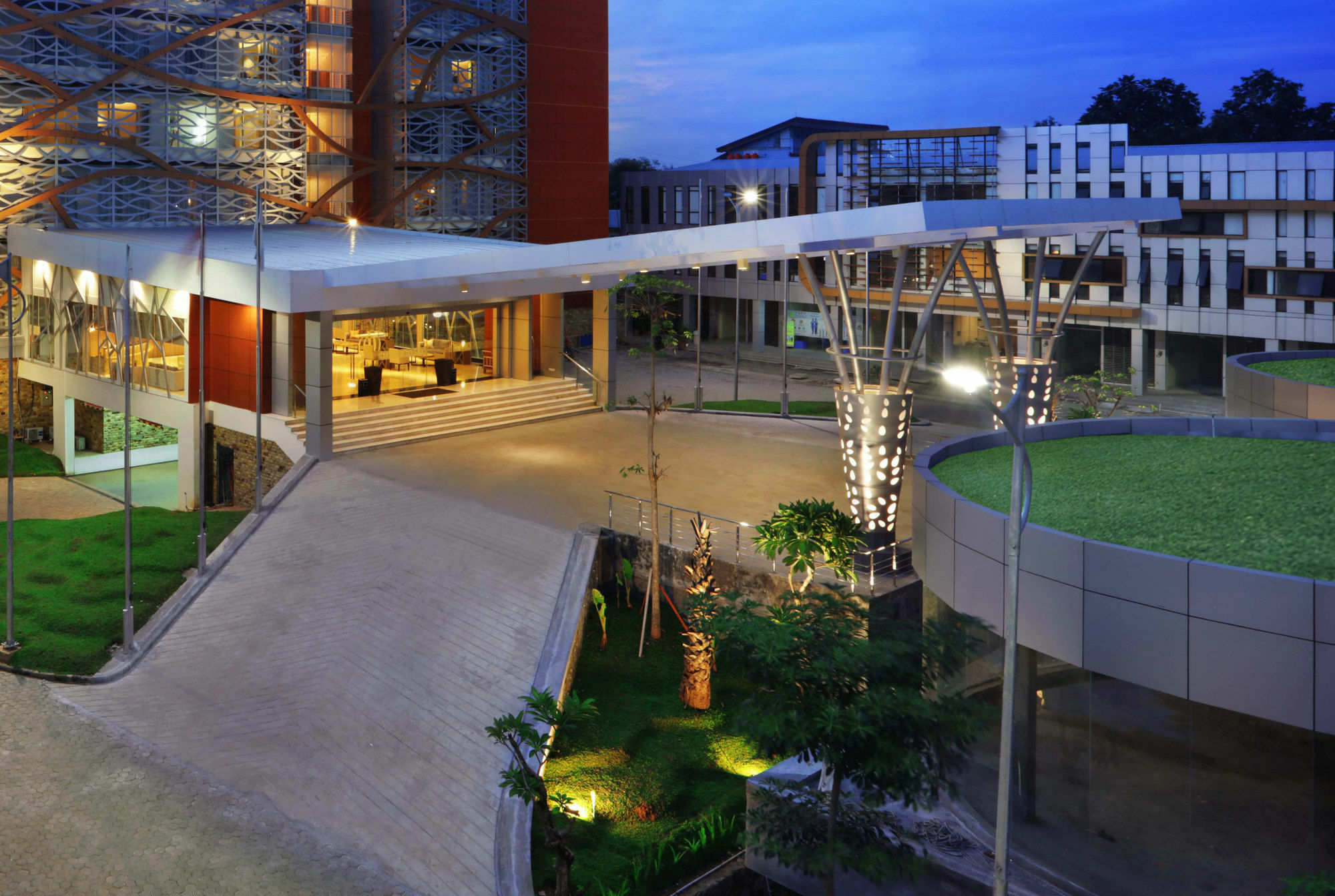 Harper Perintis By Aston Hotel Makassar Ngoại thất bức ảnh
